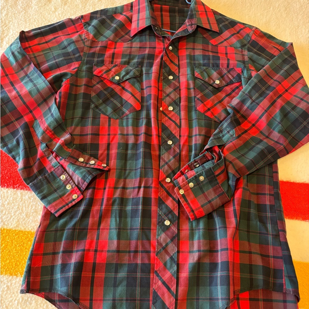 Men's Red & Green Plaid Button-Down Shirt